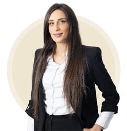 עורכת דין תמר בטורשוילי היא ראש צוות בפירמת חיים פרנק באשדוד