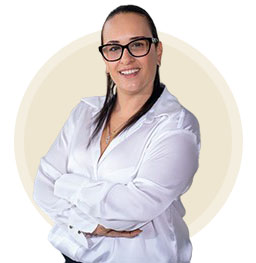 אושרית יוחאי מזכירה שיווק ומכירה בפירמת עורכי הדין חיים פרנק
